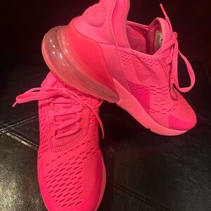 Nike Women's Bright Pink Sneakers